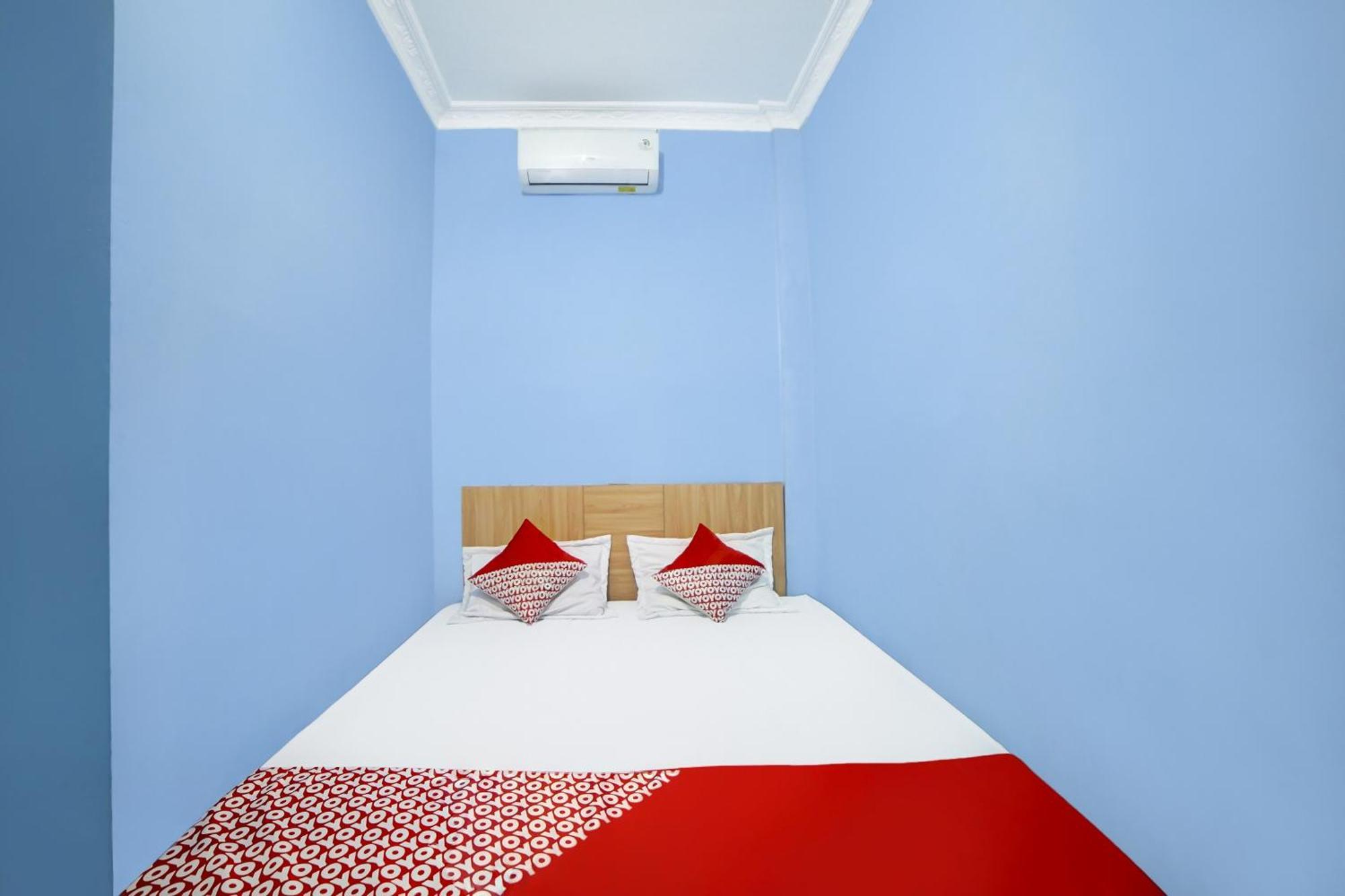 מדאן Oyo 90922 Gurusinga Guesthouse מראה חיצוני תמונה